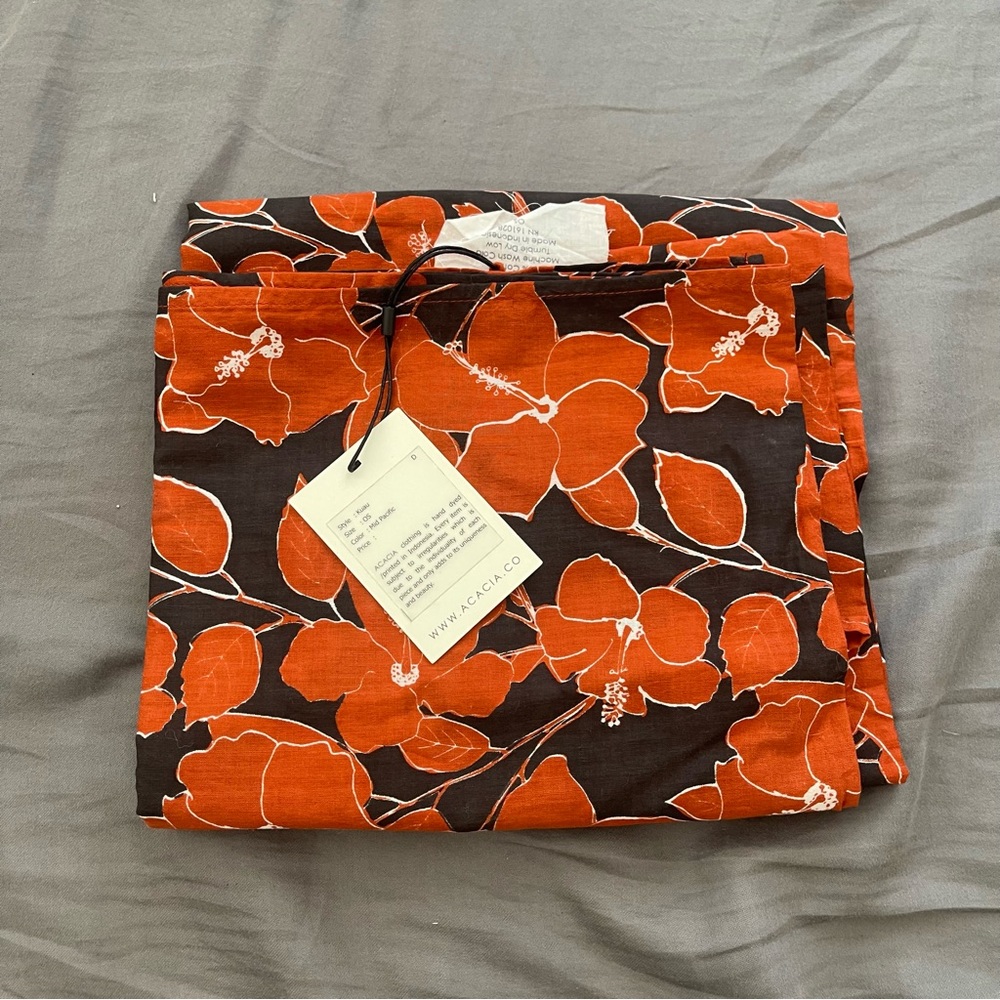 Acacia Swimwear. Mid Pacific sarong